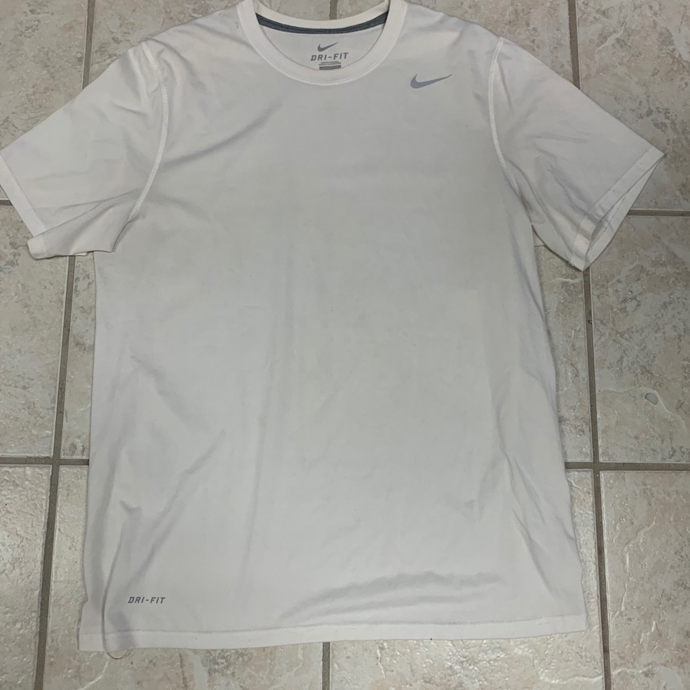 Nike T-shirt